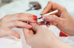 curso de manicure e pedicure para iniciantes