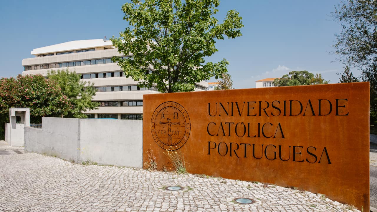 Bolsas de Estudo para Faculdade em Portugal 